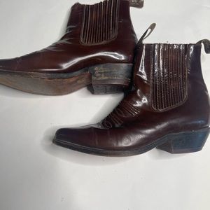 High-quality absolutely beautiful boots, cowboy boots or cowgirl